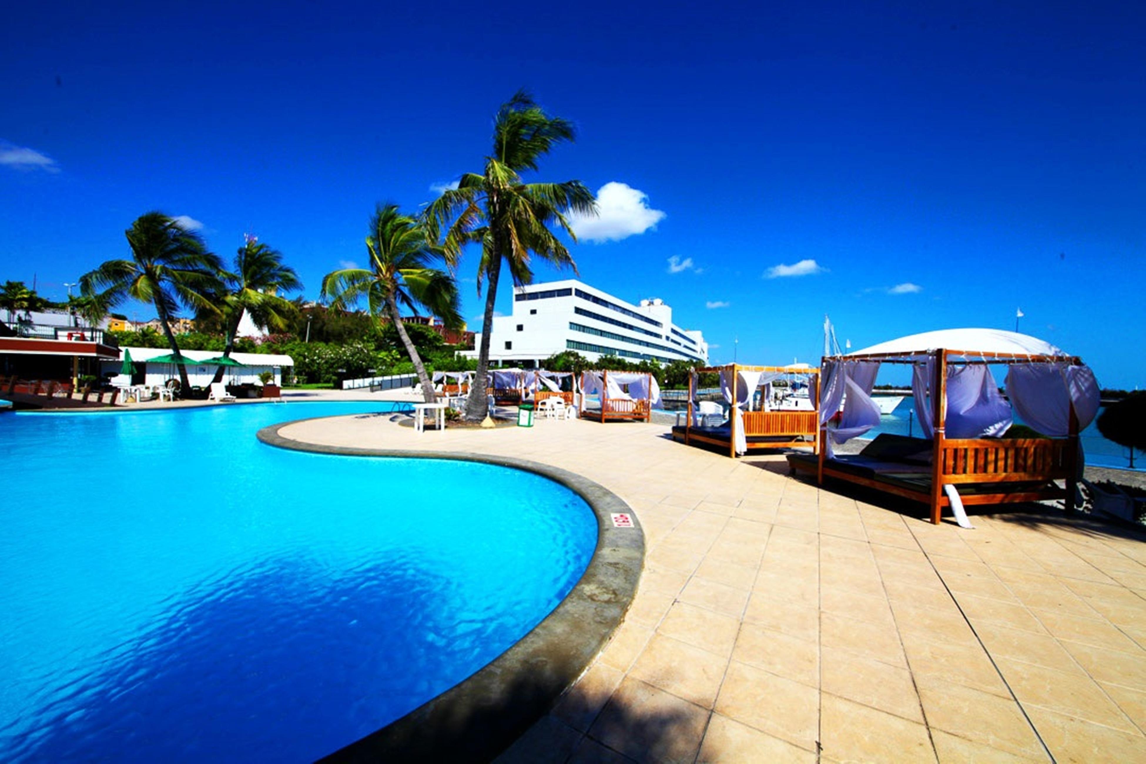 Marina Park Hotel Fortaleza  Exteriér fotografie The pool at the hotel